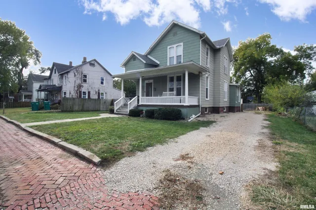 $99,900 | 78 Garfield Avenue, Galesburg, IL 61401