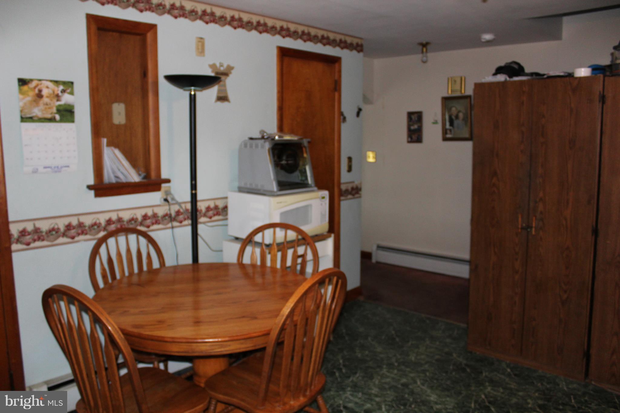 4293 Fairfield Road Fairfield, PA 17320 - Photo 5 of 14 Kitchen
