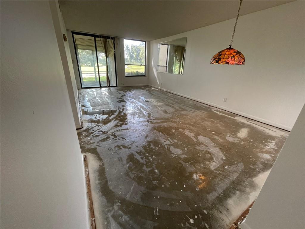 8150 West McNab Road, Unit 118 Tamarac, FL 33321 - Photo 5 of 11 Photo 5