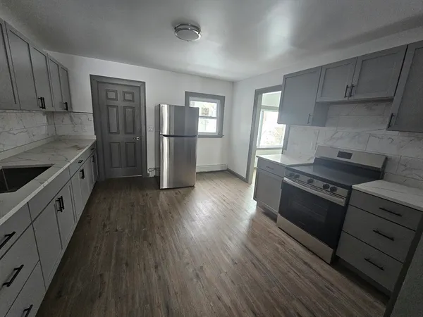 $284,900 | 10-12 Richmond Street, Adams, MA 01220