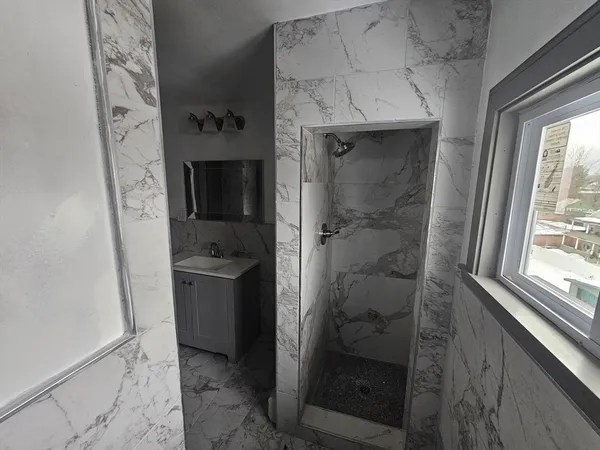 $284,900 | 10-12 Richmond Street, Adams, MA 01220