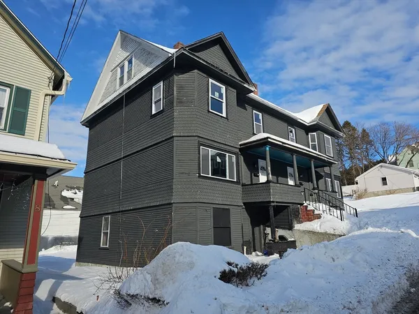 $284,900 | 10-12 Richmond Street, Adams, MA 01220