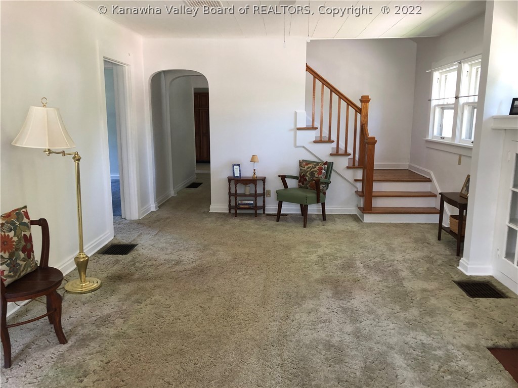 942 Sandhill Road Point Pleasant, WV 25550 - Photo 3 of 41 Gallery Image 3