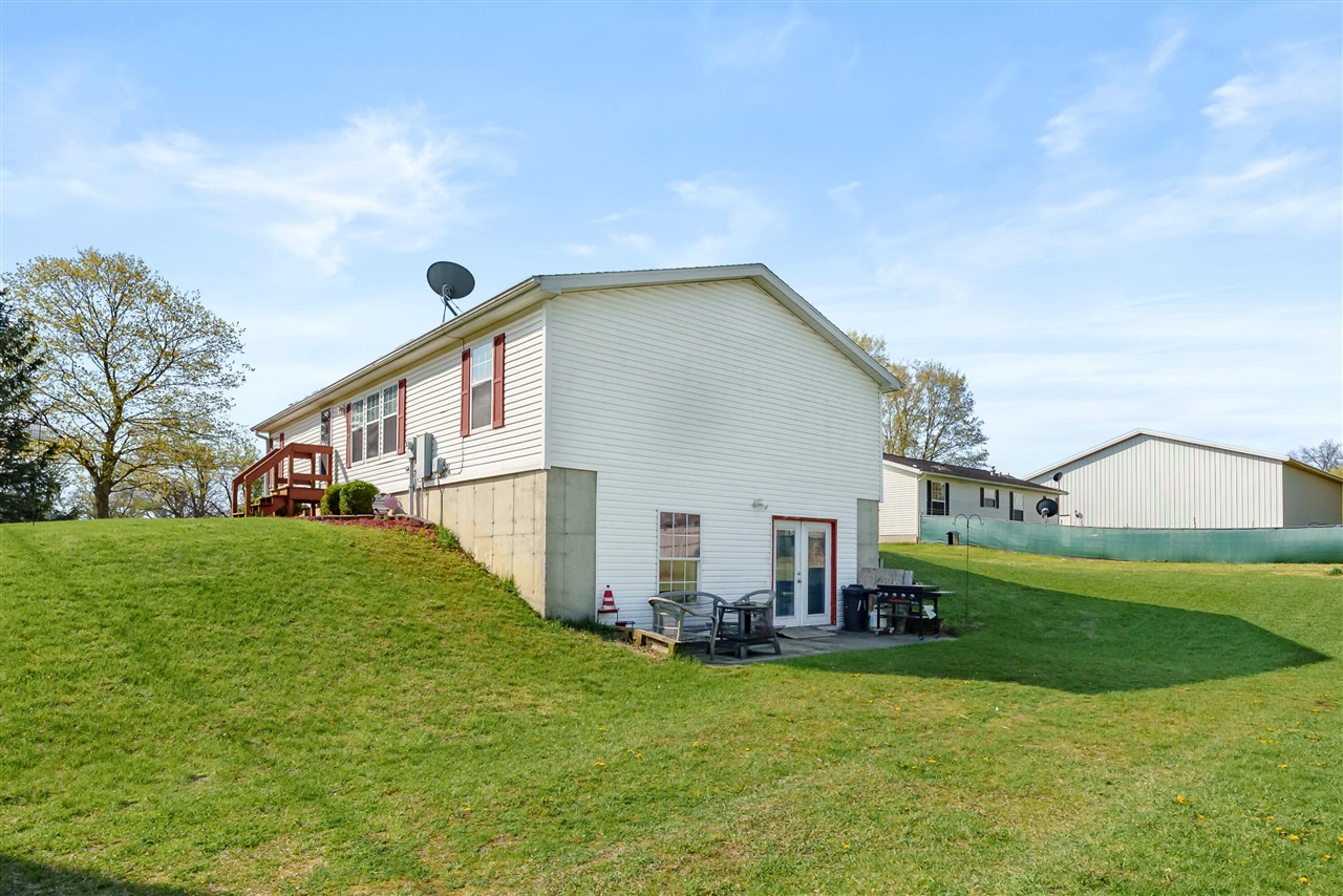 104 Seneca Street Decatur, MI 49045 - Photo 28 of 35