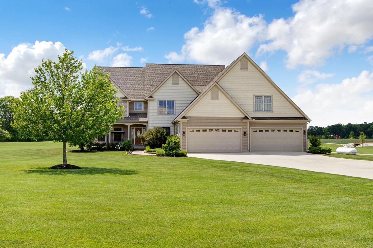 2279 Horseshoe Road Delaware, OH 43015 - Photo 1 of 46 Gallery Image 1