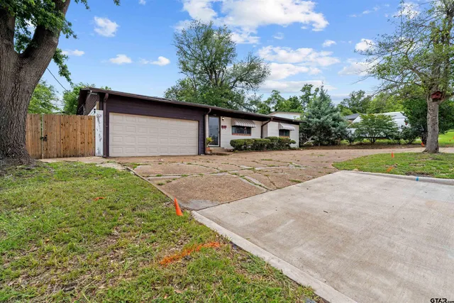 $159,800 | 1118 South Fleishel Avenue, Tyler, TX 75701
