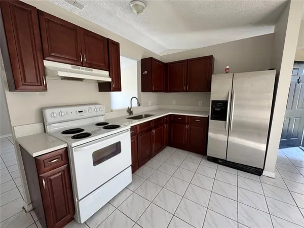 $1,900 | 2873 Cottondale Drive, Deltona, FL 32738