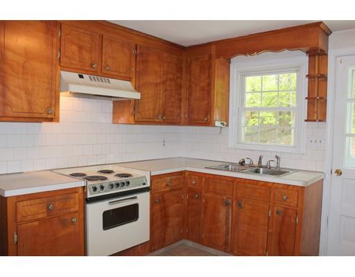 202 Parkerville Road Southborough, MA 01772 - Photo 3 of 27 Gallery Image 3