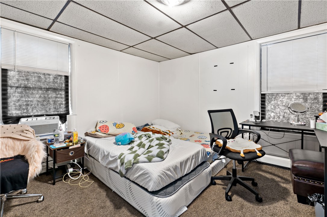 102 Francis Avenue Pawtucket, RI 02860 - Photo 26 of 42