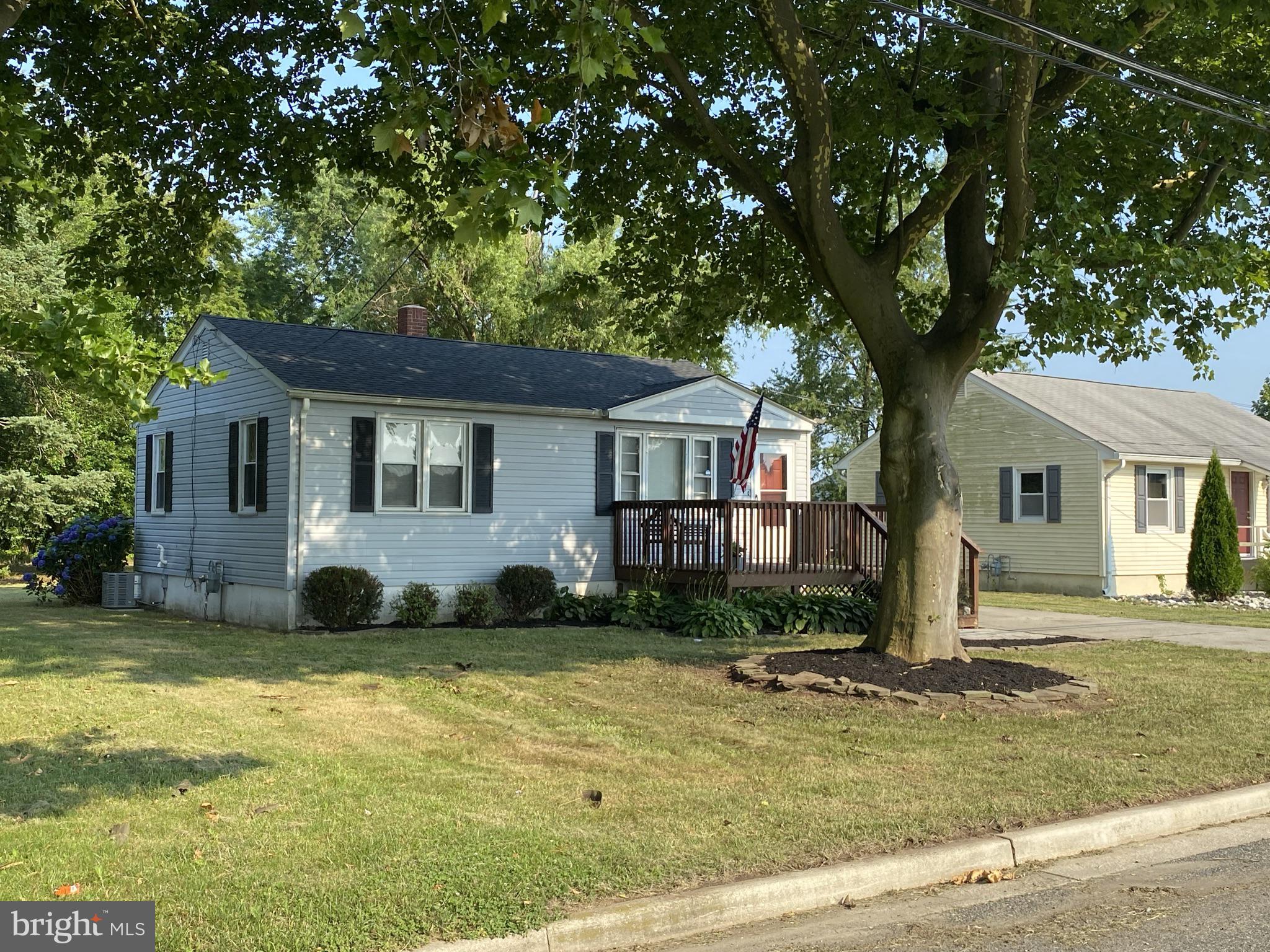 338 South Hook Road Pennsville, NJ 08070 - Photo 2 of 5 Gallery Image 2