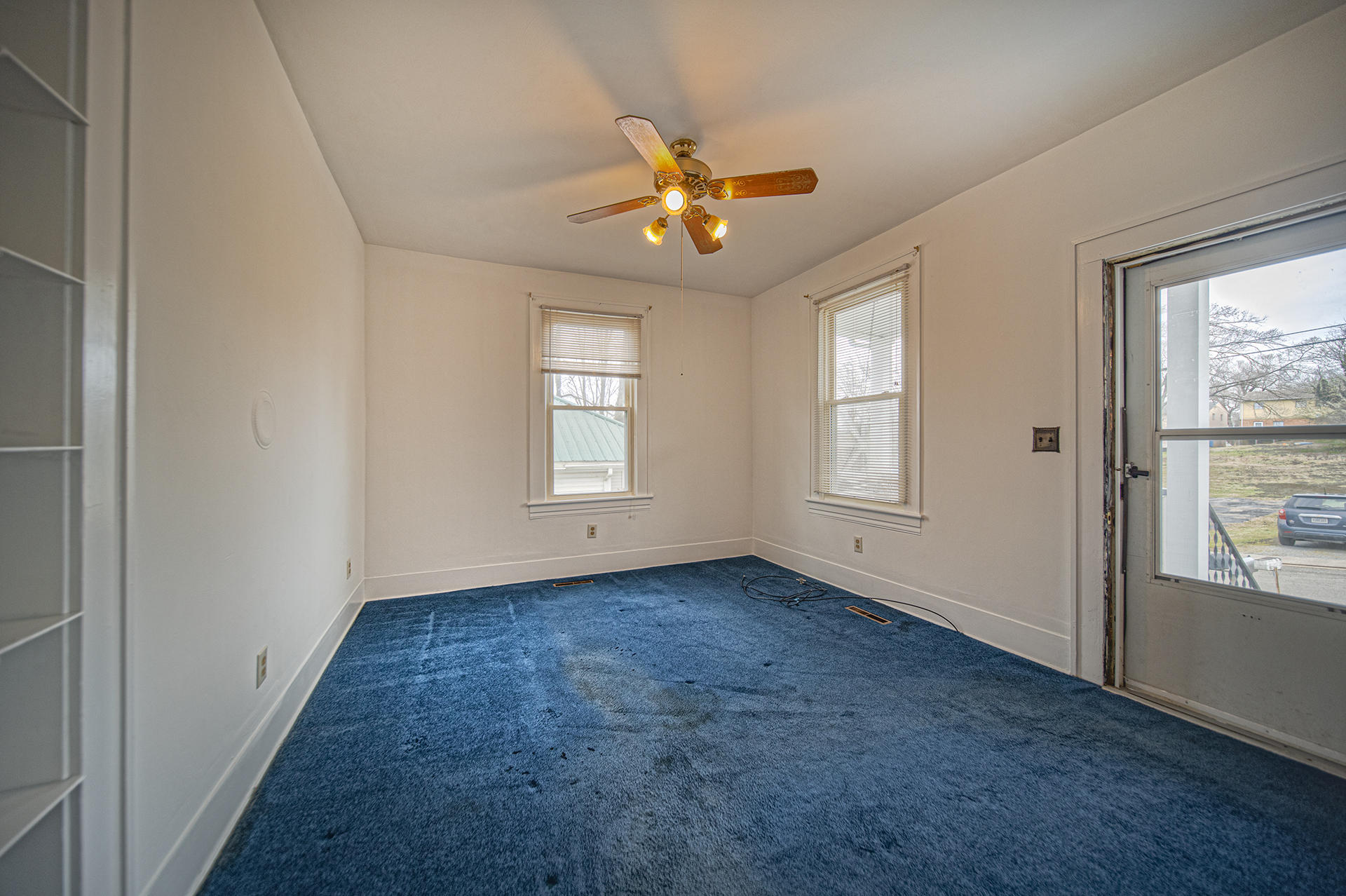 1621 Riverside Terrace Southeast Roanoke, VA 24014 - Photo 3 of 27 4