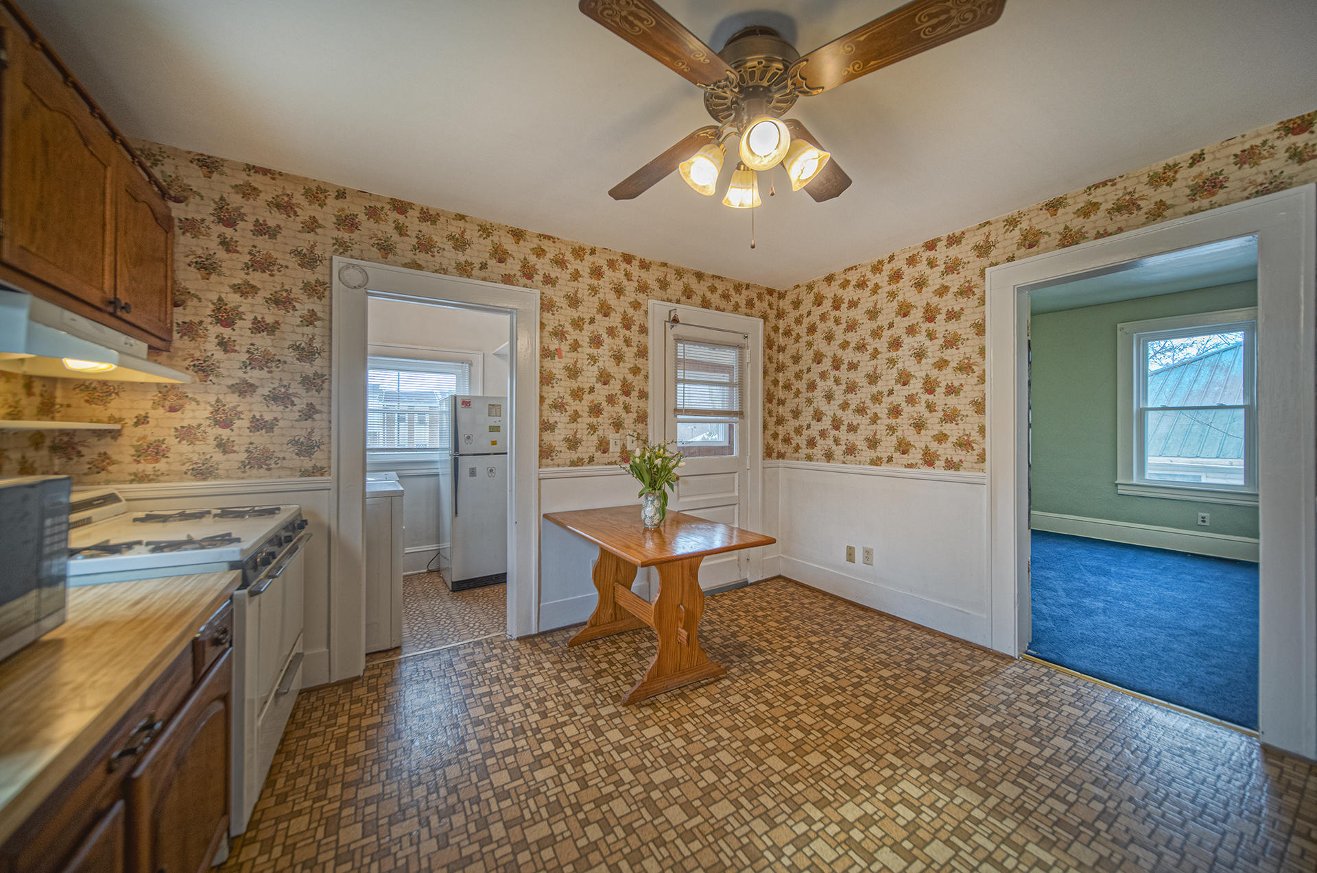 1621 Riverside Terrace Southeast Roanoke, VA 24014 - Photo 8 of 27 14