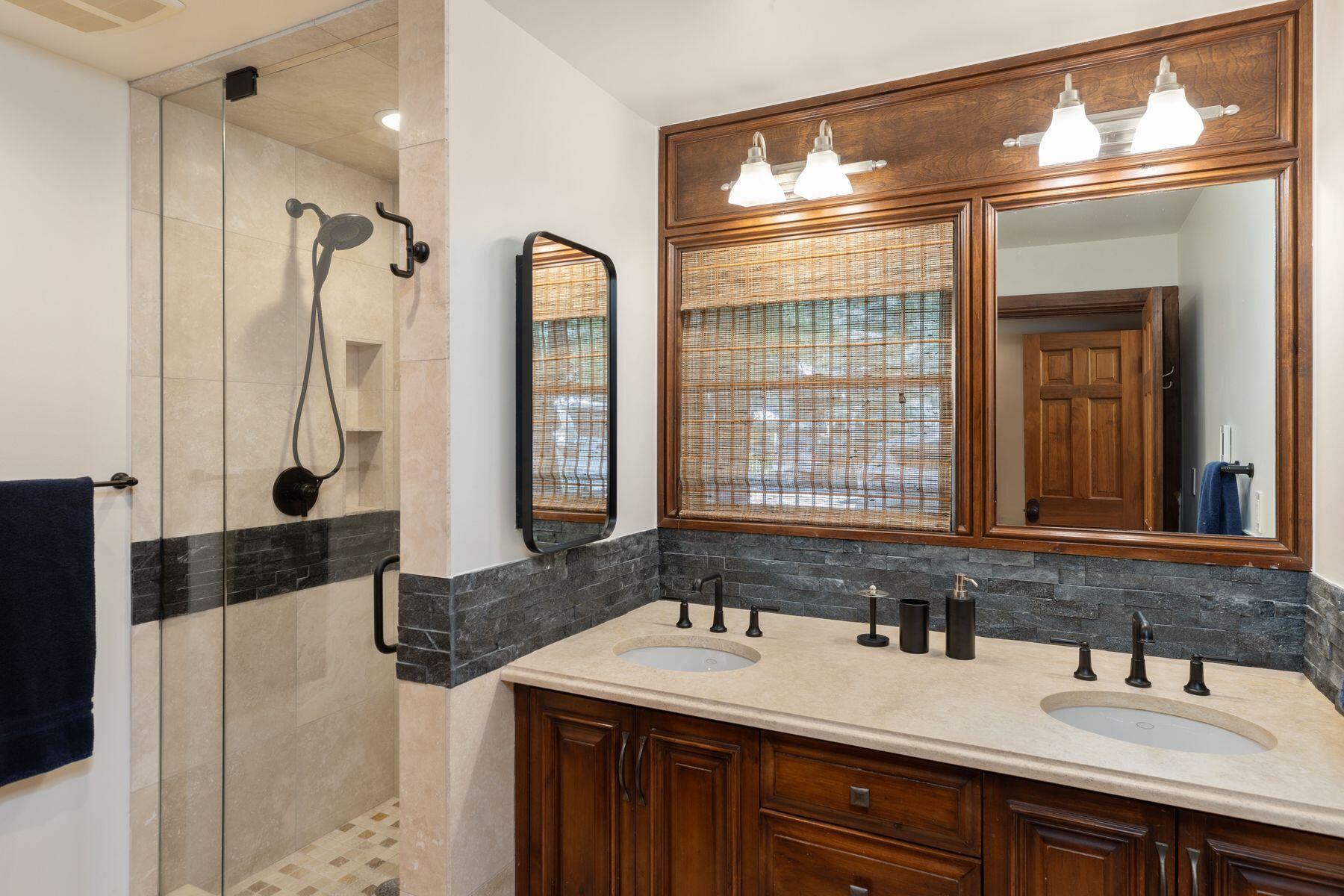 239 North Davis Street Telluride, CO 81435 - Photo 7 of 42 photo_online_006