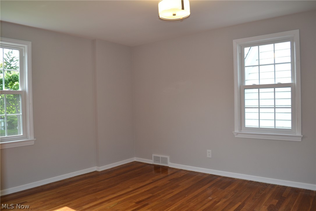 3723 Avalon Road Cleveland, OH 44120 - Photo 24 of 34