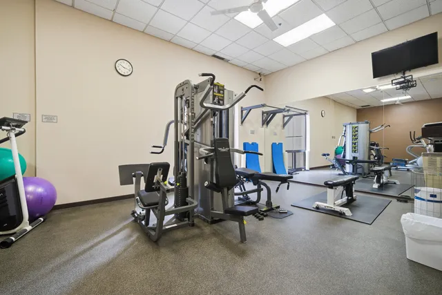 $249,900 | 70 West Huron Street, Unit 607, Chicago, IL 60654