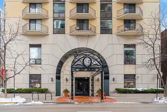 $249,900 | 70 West Huron Street, Unit 607, Chicago, IL 60654