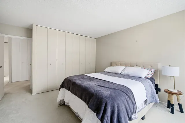 $249,900 | 70 West Huron Street, Unit 607, Chicago, IL 60654