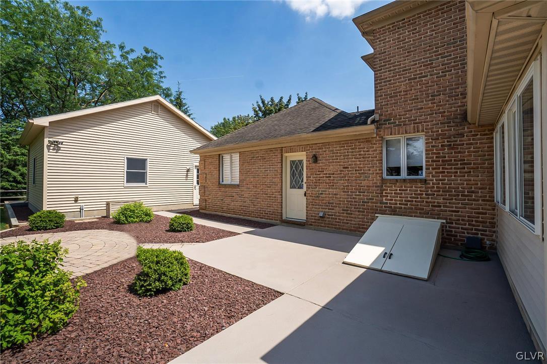 640 Macada Road Bethlehem, PA 18017 - Photo 46 of 48 a front view of a house with garden