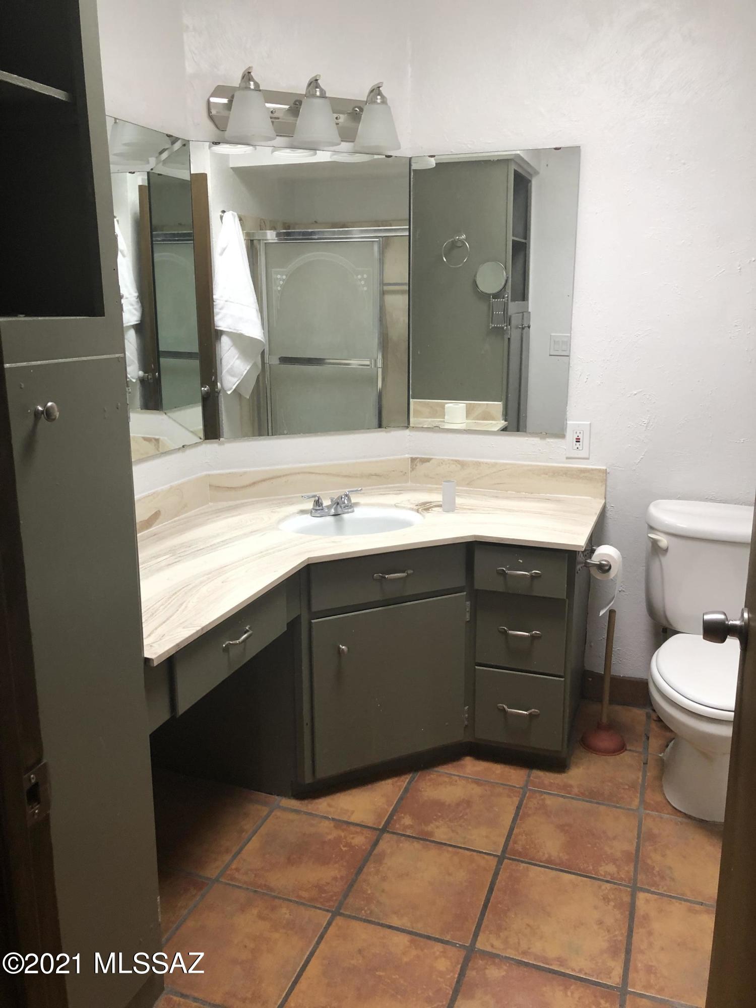 1167 Zircon Court Rio Rico, AZ 85648 - Photo 4 of 9