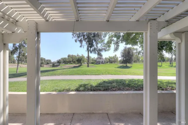 $2,300 | 359 Glenn Lakes Drive, Rio Vista, CA 94571