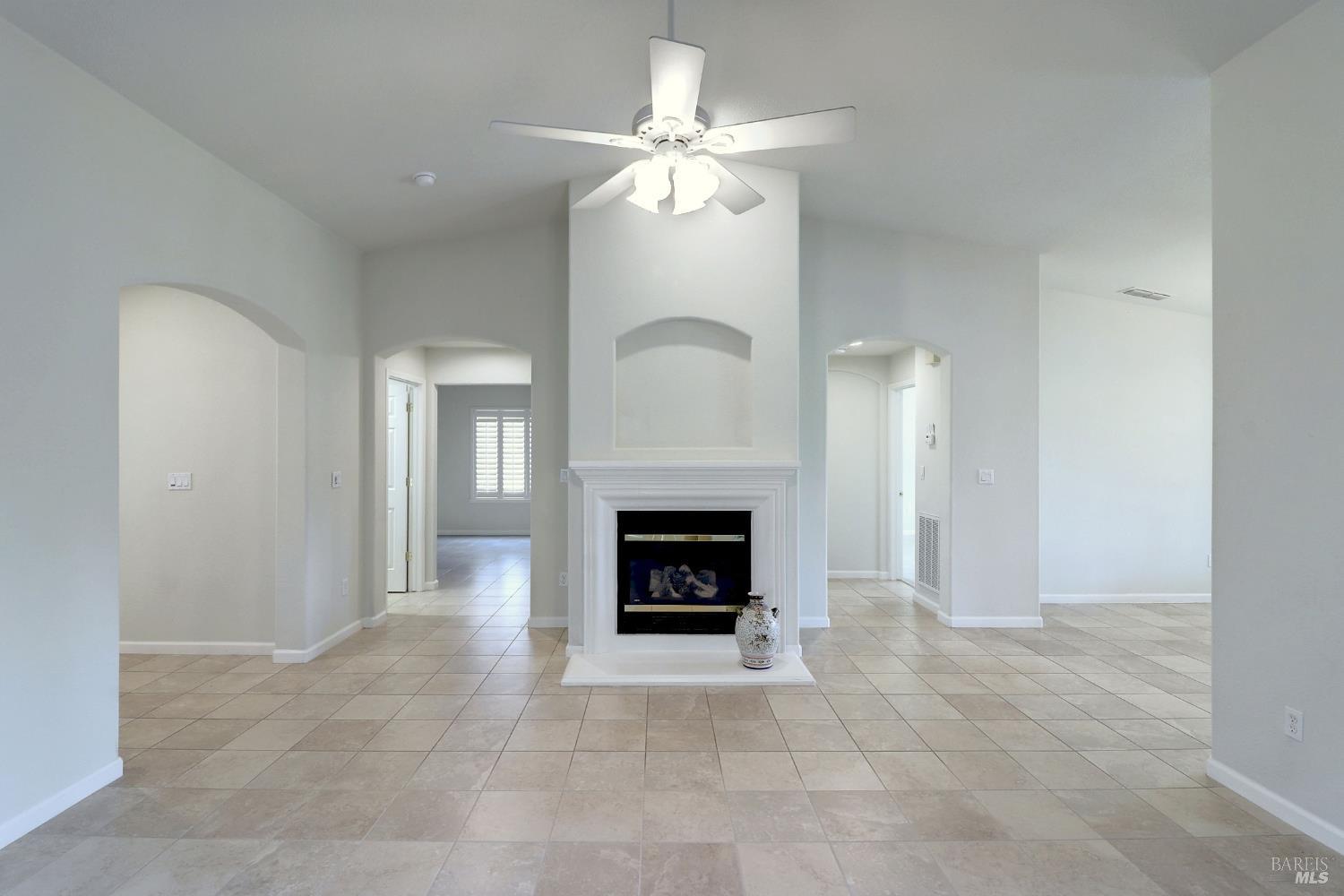 359 Glenn Lakes Drive Rio Vista, CA 94571 - Photo 3 of 34 fireplace in living room
