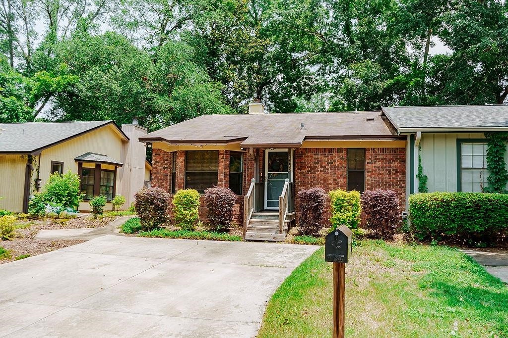 1839 Meriadoc Road Tallahassee, FL 32303 - Photo 8 of 38 Gallery Image 8