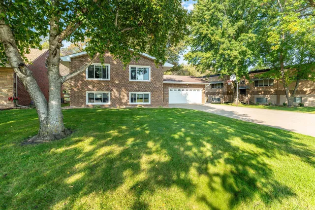 $259,900 | 505 Northern Avenue, Fergus Falls, MN 56537