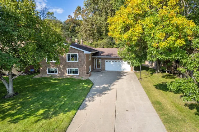 $259,900 | 505 Northern Avenue, Fergus Falls, MN 56537