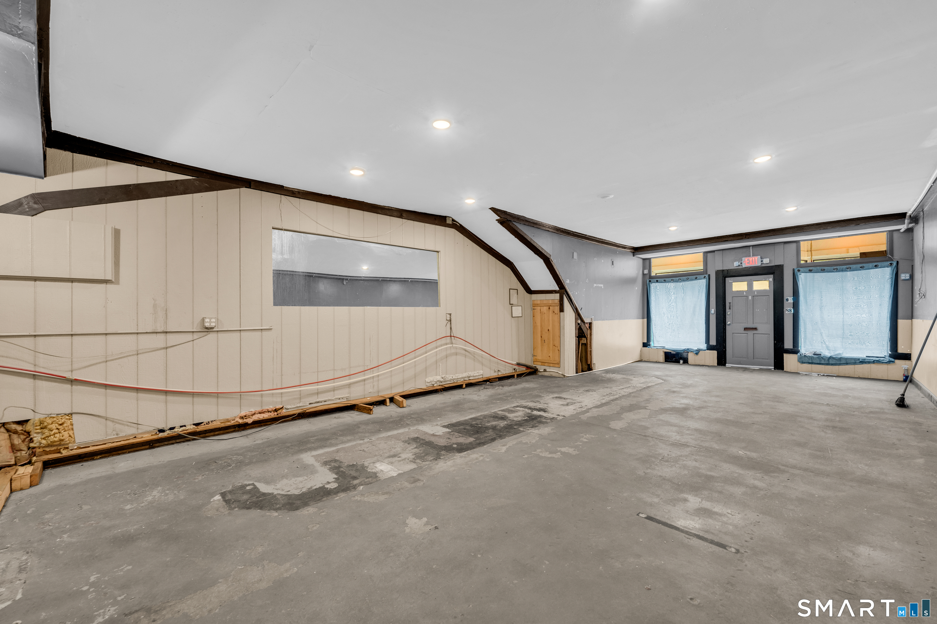 720 Main Street Winchester, CT 06098 - Photo 5 of 14
