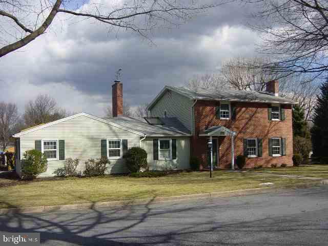 523 Gale Road Camp Hill, PA 17011 - Photo 1 of 12 Gallery Image 1