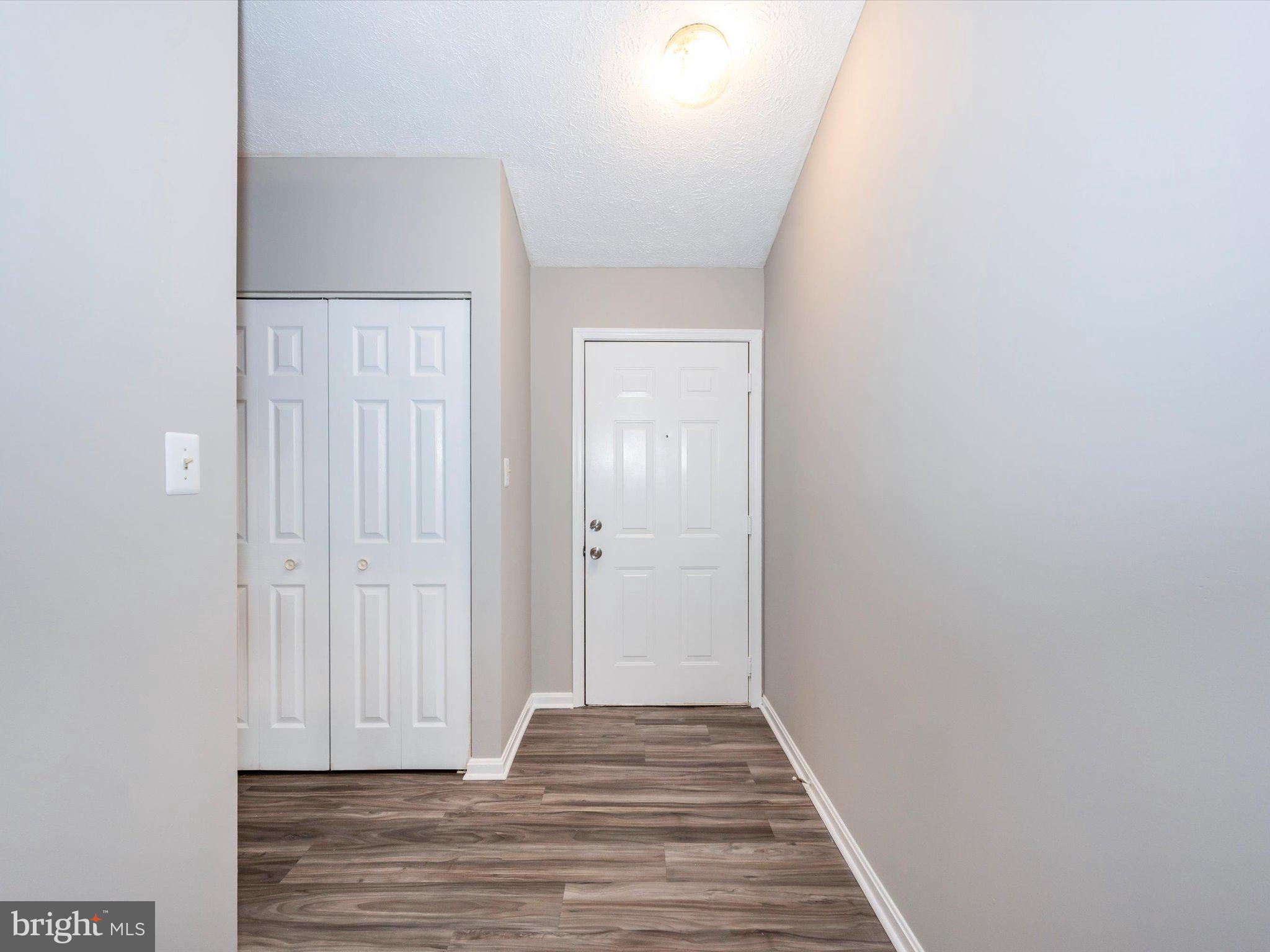 2112 Whitehall Road, Unit 2C Frederick, MD 21702 - Photo 4 of 59 Entry