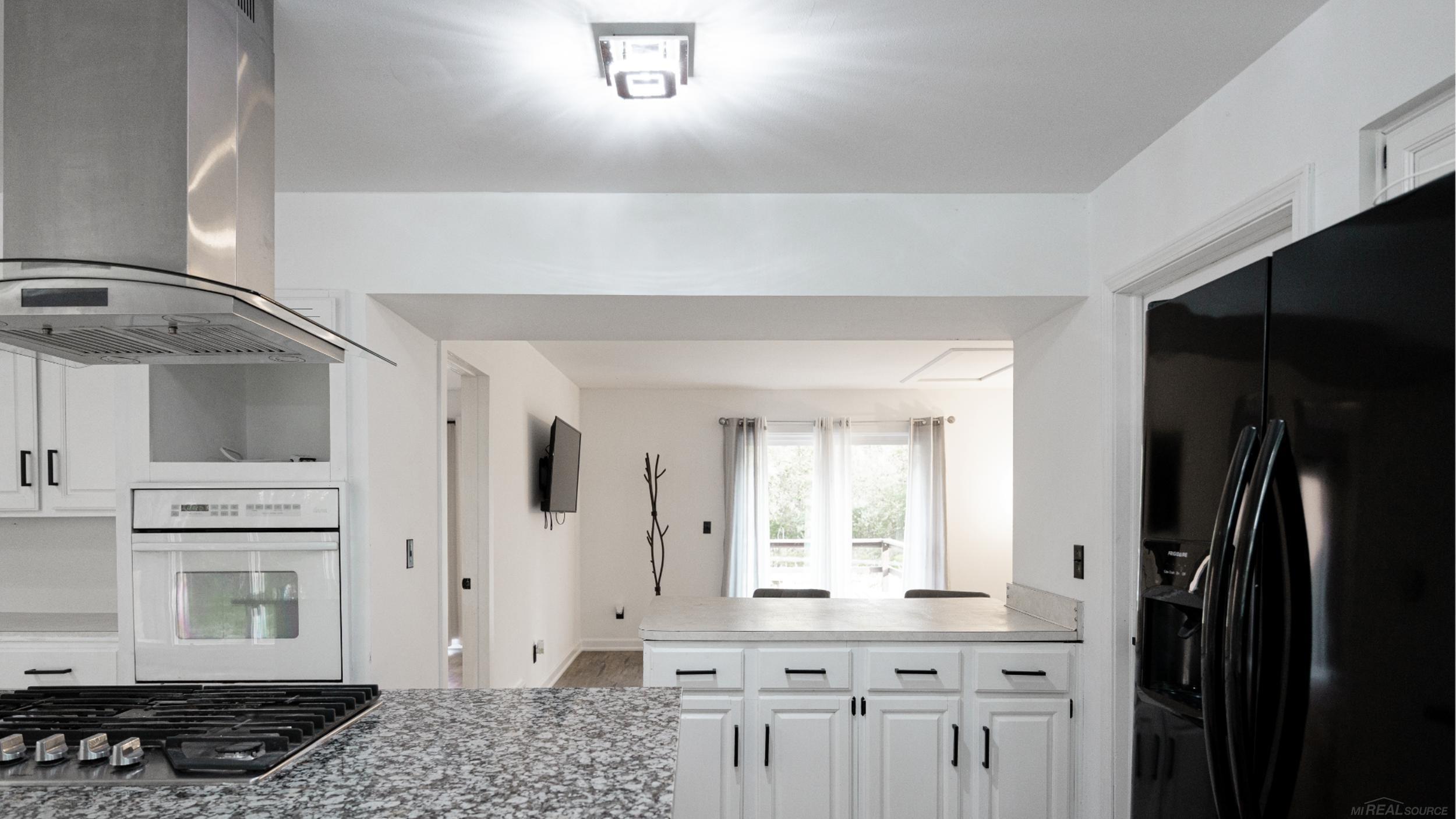 9202 Crawford Road Columbus, MI 48063 - Photo 17 of 63