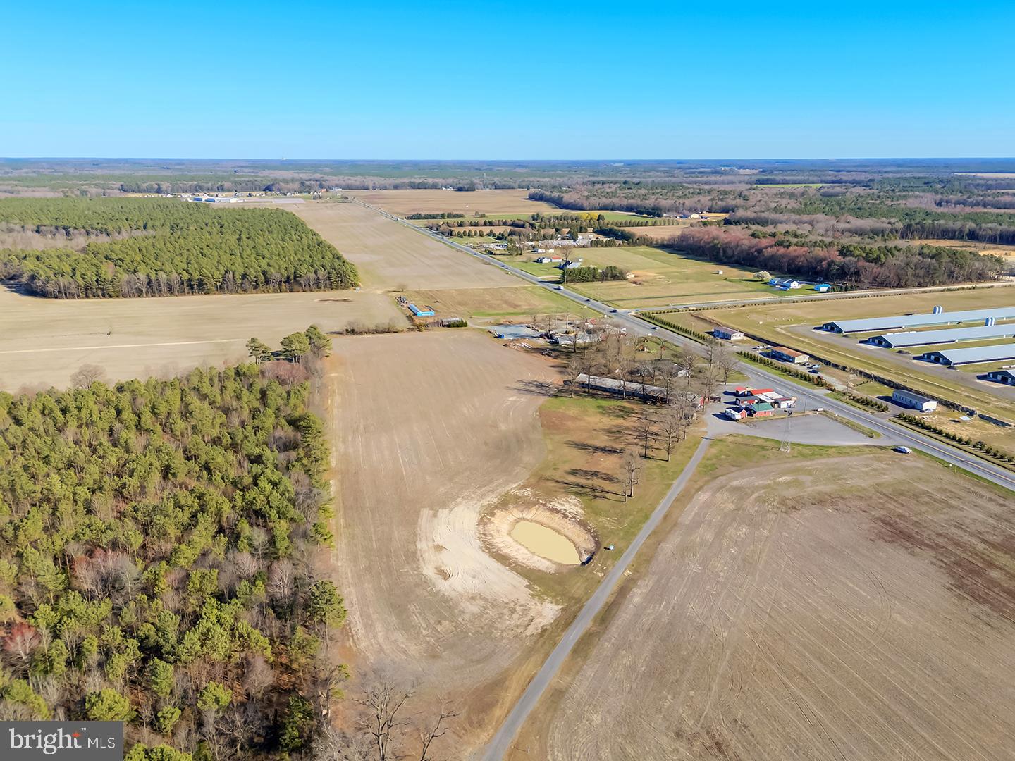 13203 Seashore Highway Georgetown, DE 19947 - Photo 10 of 17 a view of an ocean and beach