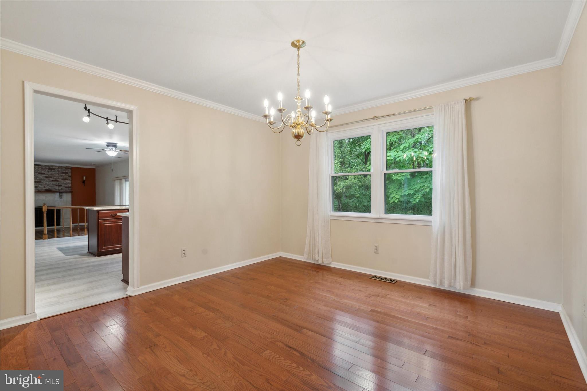 1260 Holly Road Warrington, PA 18976 - Photo 14 of 57 Dining Room