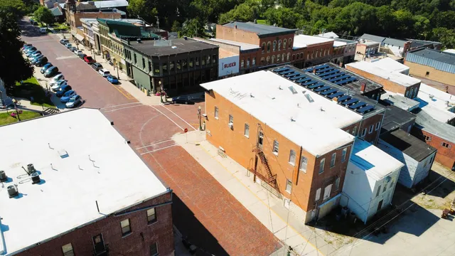 $295,000 | 101 West Market Street, Mount Carroll, IL 61053