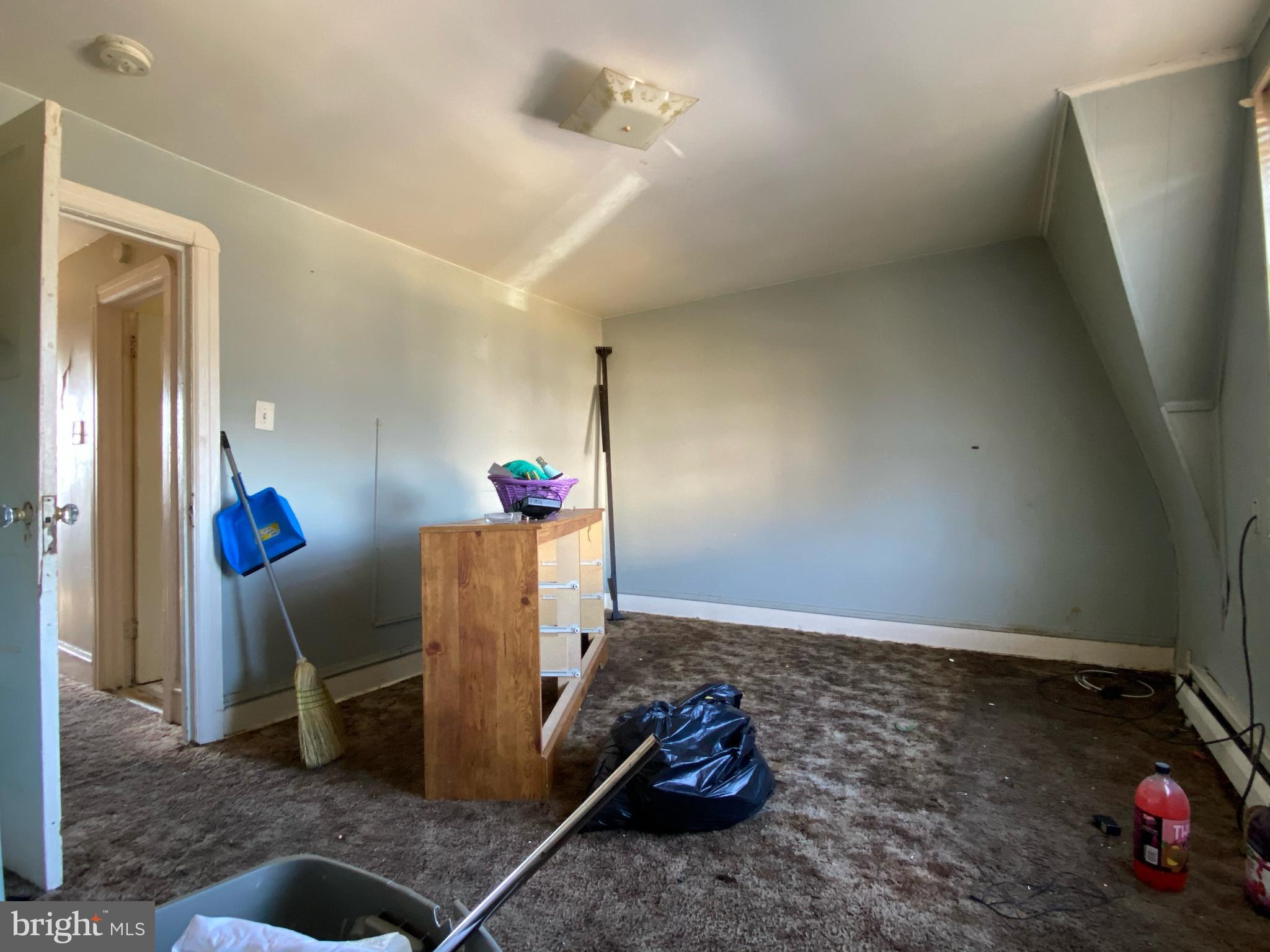 218 Guilford Road Lansdowne, PA 19050 - Photo 14 of 18