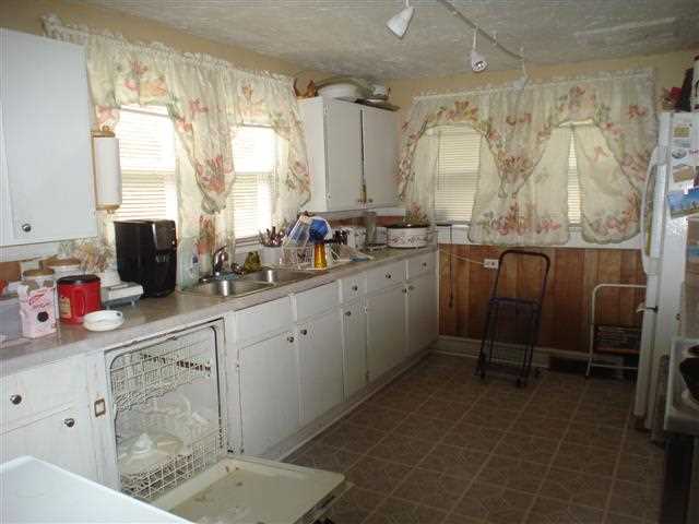 207 South 3rd Street Easley, SC 29640 - Photo 2 of 11 Gallery Image 2