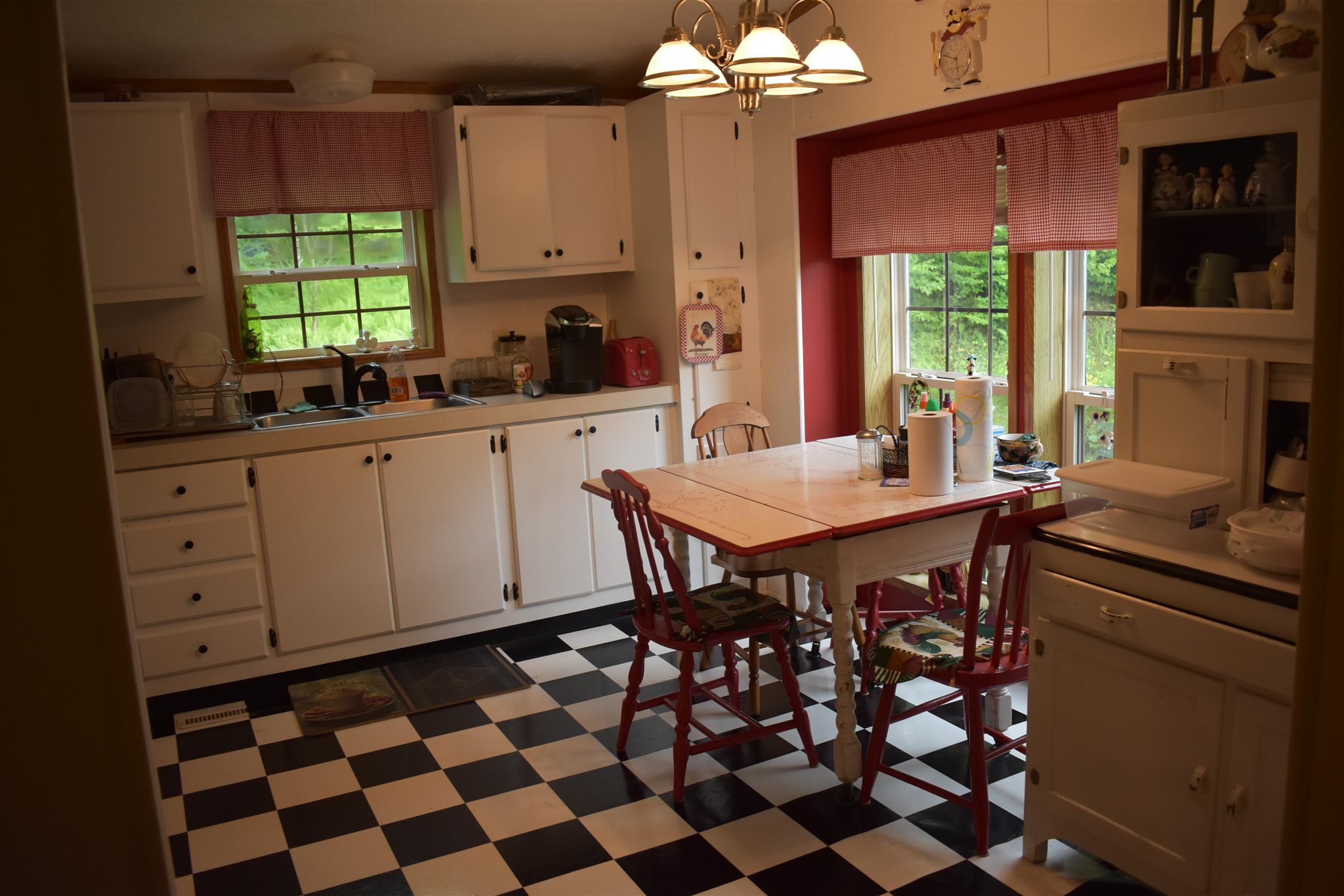 1843 Shadow Lake Road Glover, VT 05839 - Photo 18 of 31