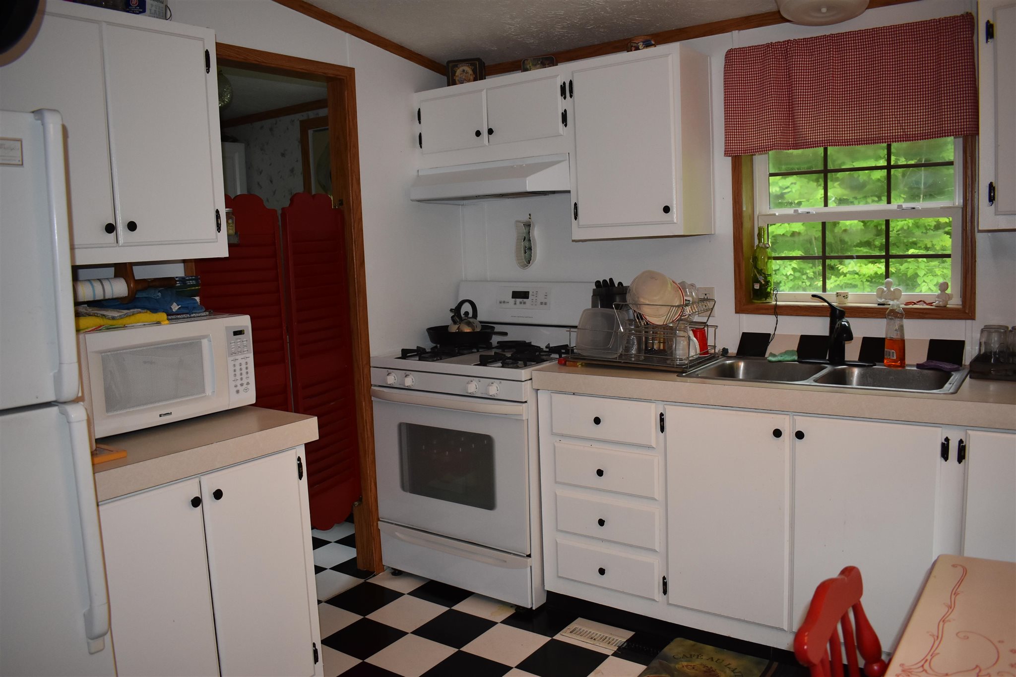 1843 Shadow Lake Road Glover, VT 05839 - Photo 19 of 31