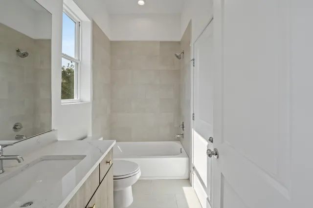 $2,250 | 594 Janisch Road, Houston, TX 77018