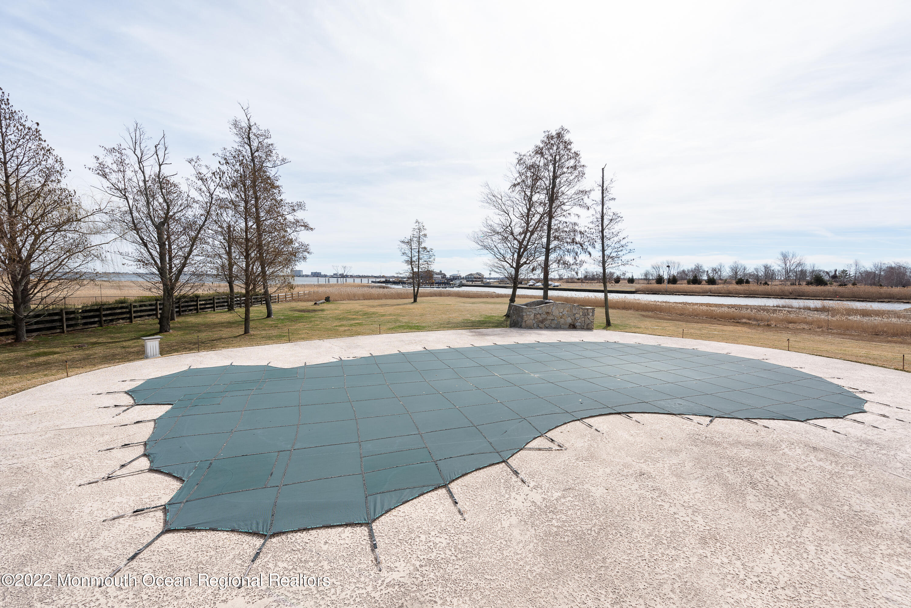 24 Conover Lane Rumson, NJ 07760 - Photo 38 of 39 a view of an ocean with city