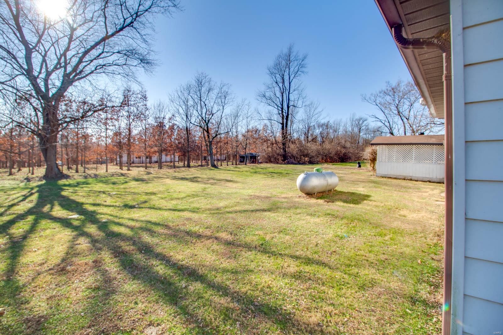 15921 Yates Road Grafton, IL 62037 - Photo 15 of 66