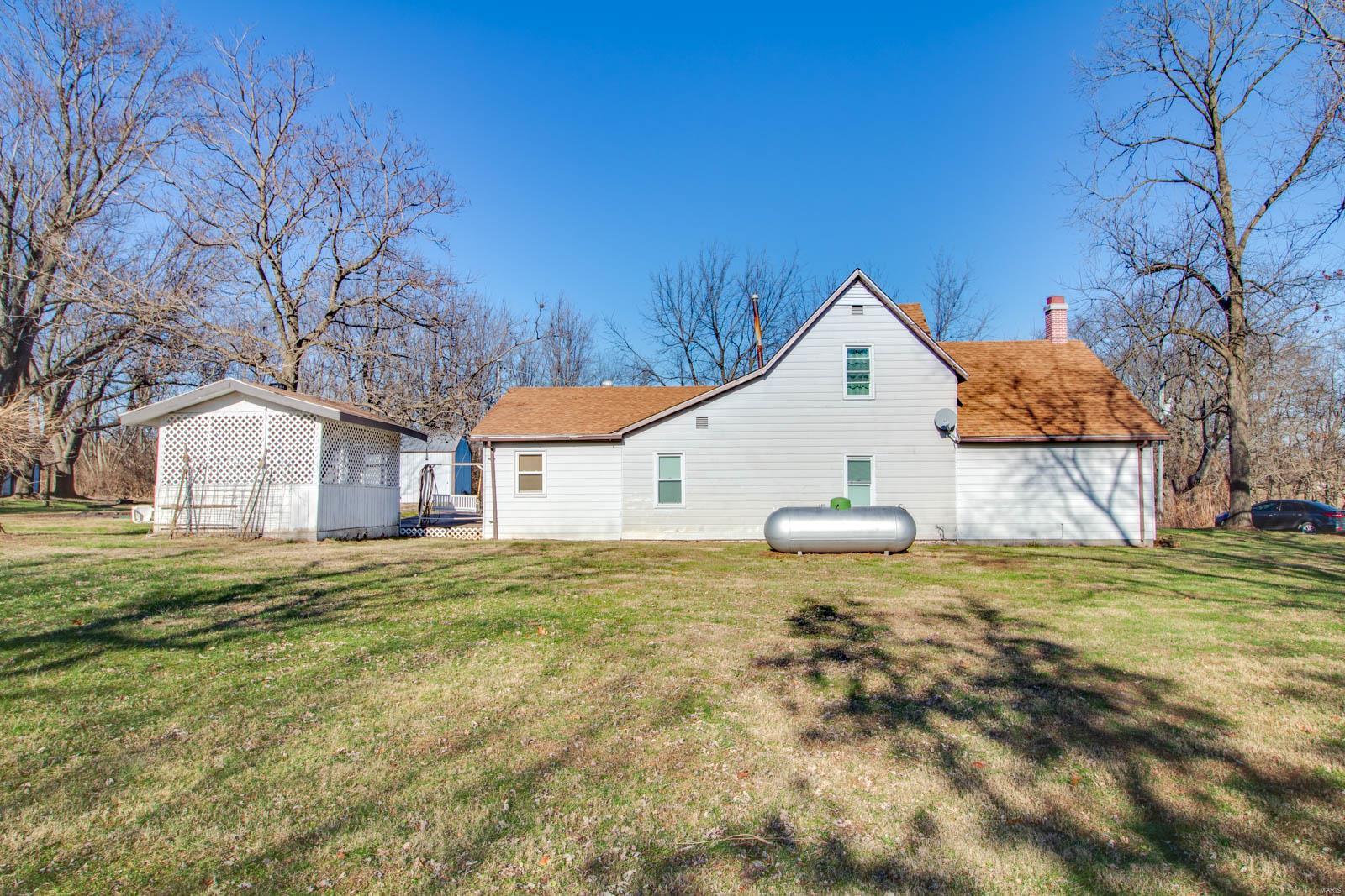 15921 Yates Road Grafton, IL 62037 - Photo 16 of 66