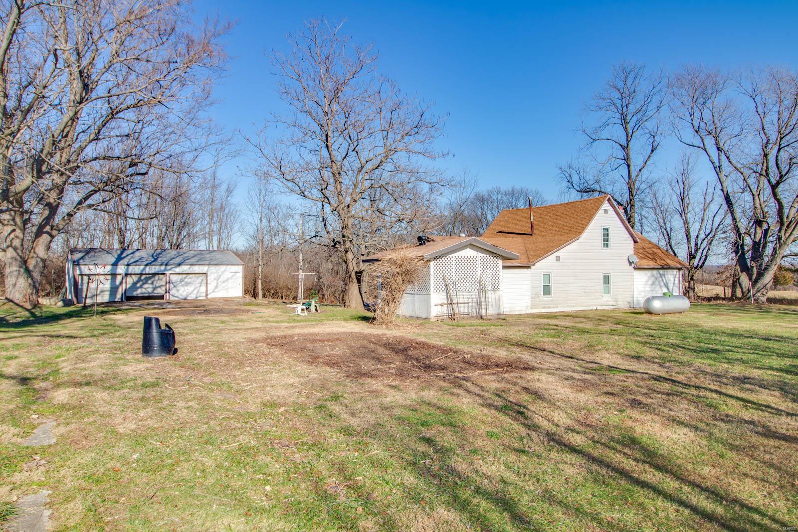 15921 Yates Road Grafton, IL 62037 - Photo 17 of 66