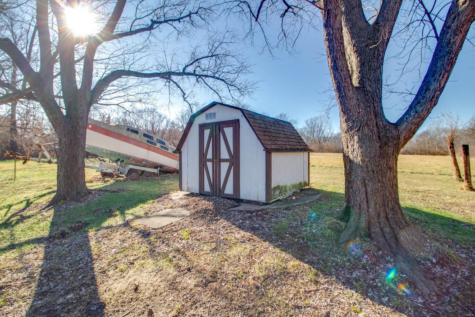 15921 Yates Road Grafton, IL 62037 - Photo 23 of 66
