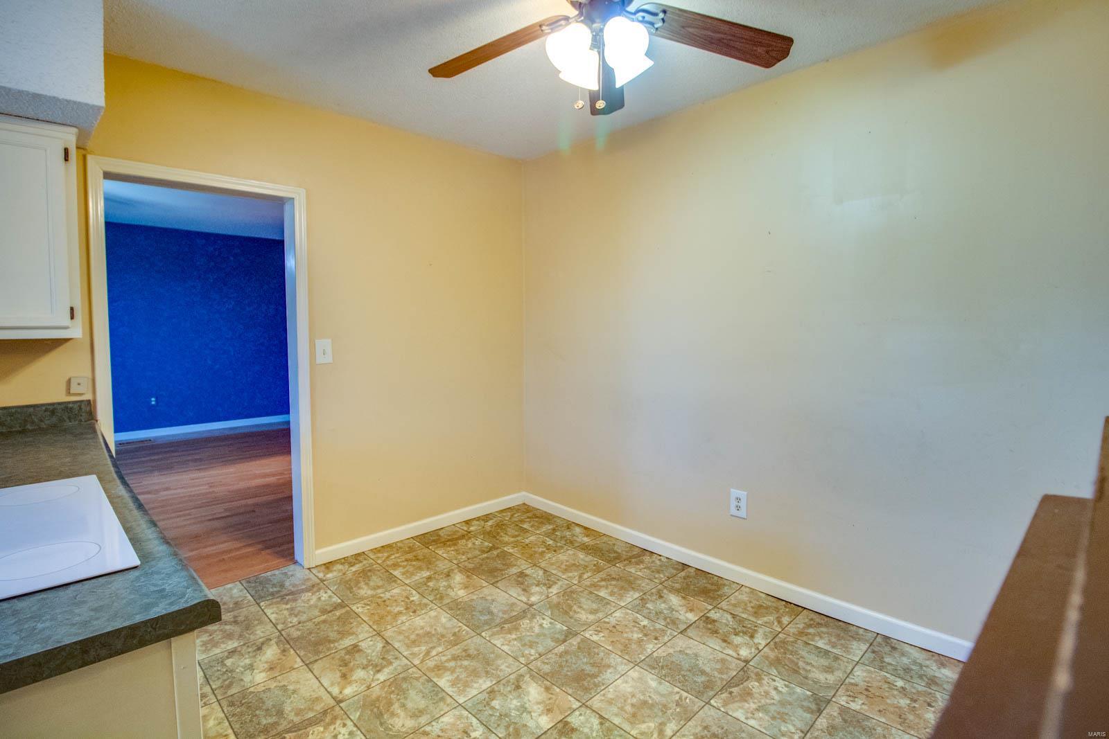 15921 Yates Road Grafton, IL 62037 - Photo 34 of 66