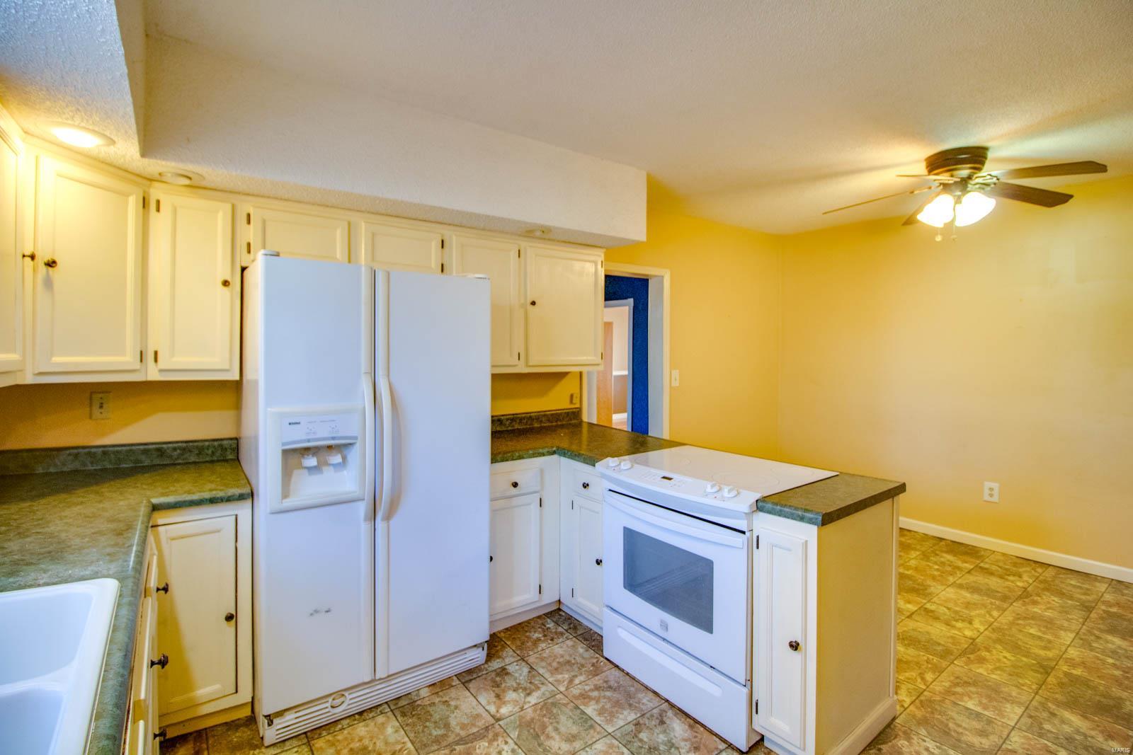 15921 Yates Road Grafton, IL 62037 - Photo 36 of 66