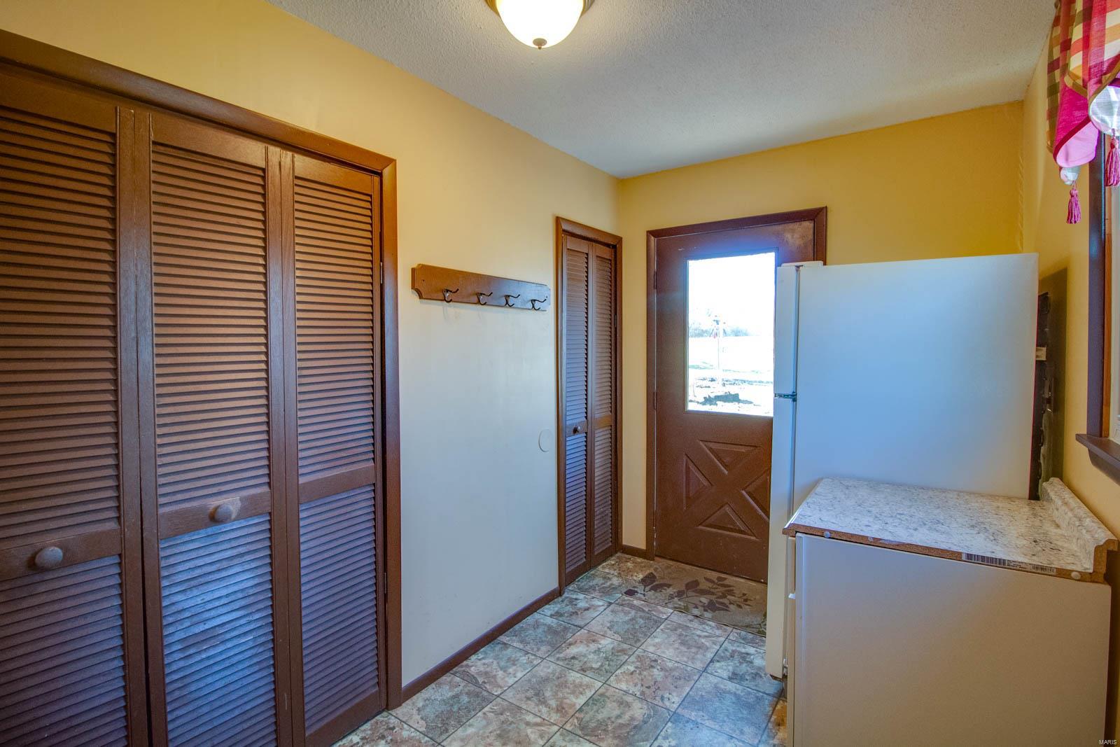 15921 Yates Road Grafton, IL 62037 - Photo 38 of 66