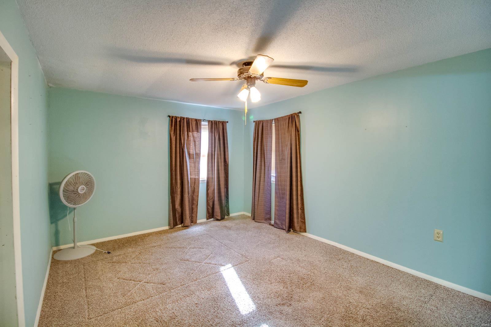 15921 Yates Road Grafton, IL 62037 - Photo 46 of 66