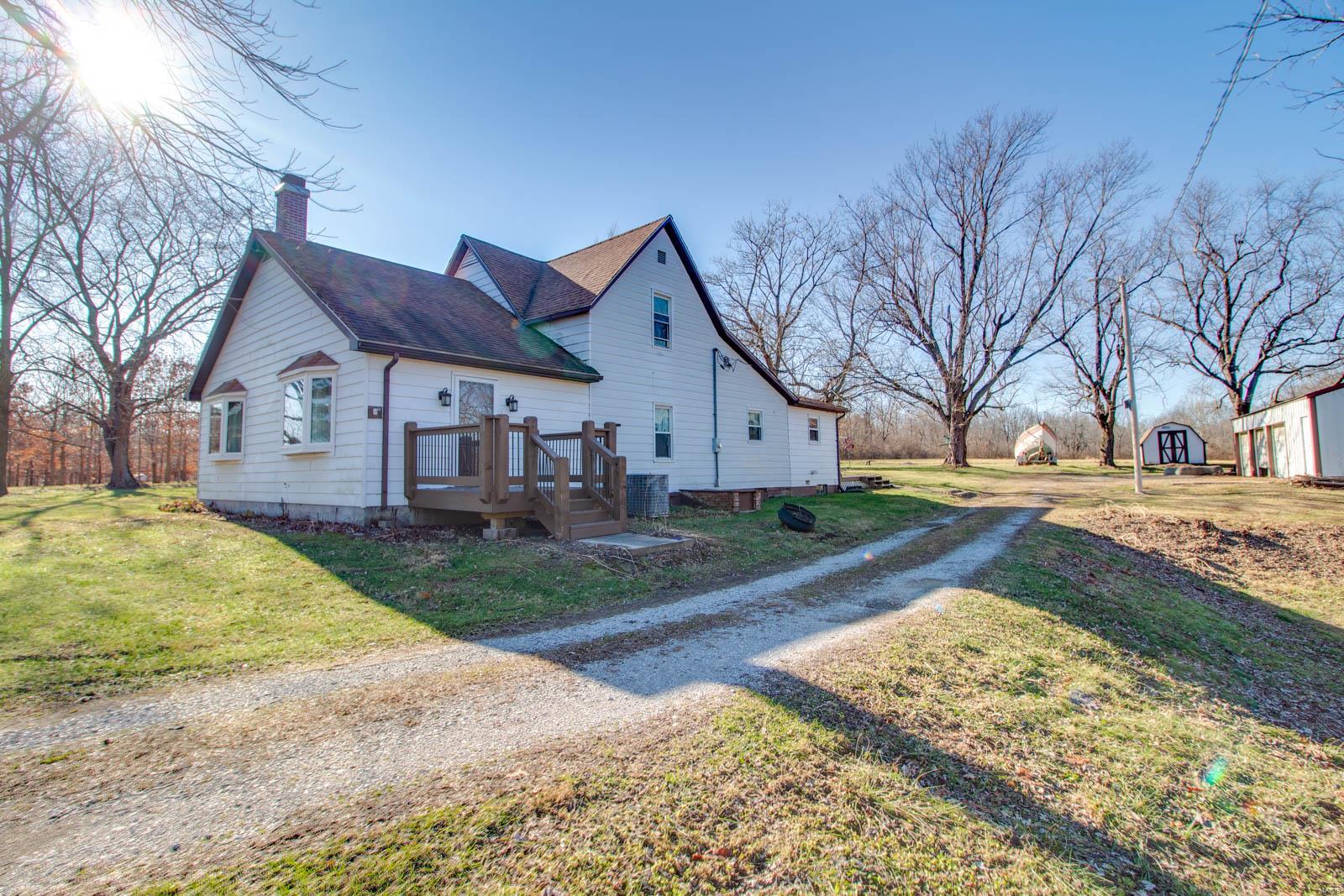 15921 Yates Road Grafton, IL 62037 - Photo 7 of 66
